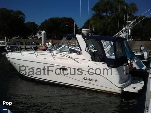 Rinker 310 Fiesta Vee Spesifikasjoner og anmeldelser